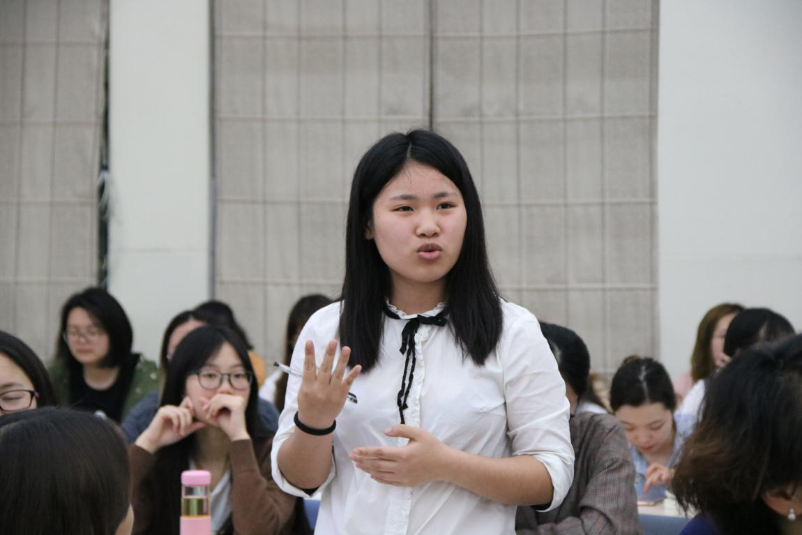 讲座现场同学们的提问